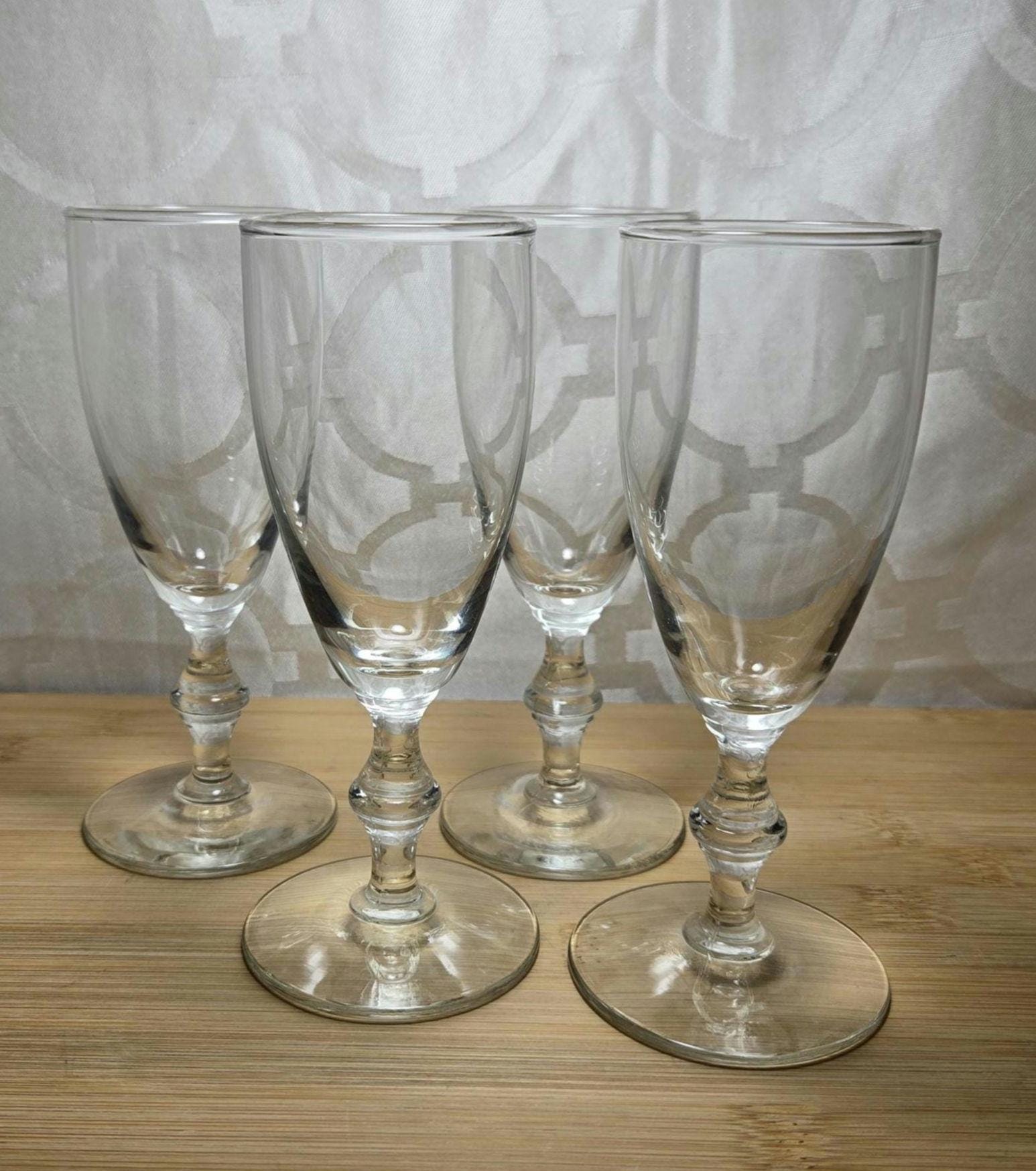 Bicchieri da whisky vintage. Bicchieri da whisky sour georgiano Libbey vintage. Bicchieri da liquore.