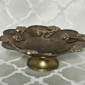 Vintage Brass Floral Art Nouveau Pedestal 9&quot; Bowl.