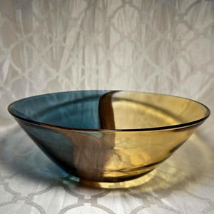 Blue Brown Amber Blown 12.5&quot; Decorative Centerpiece Bowl.