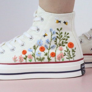 Aangepaste Converse Chuck Taylor-geborduurde tuinbloem/geborduurde Converse aangepaste bruiloftsbloemen/verjaardagscadeau/gepersonaliseerde bruid