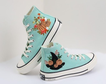Zapatillas Converse con calabaza bordada: zapatos de Halloween personalizados