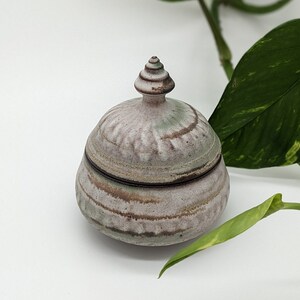 Ceramic trinket box with lid • perfect for jewelry and small items • special pottery box • one-of-a-kind