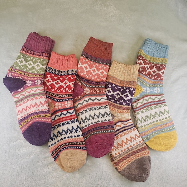 Chaussettes chaudes pour femmes pour l'hiver, chaussettes épaisses en mélange de laine et de coton, chaussettes colorées décontractées de style rétro vintage, cadeau de Noël, cadeau de fête des mères