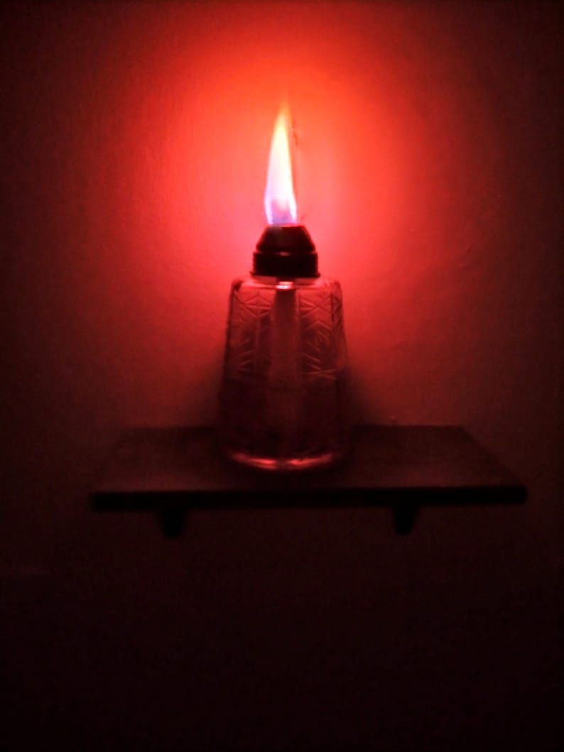 Lumina Colored Flame Liquid Fuel for Liquid Candles, Oil Lamps & Tiki