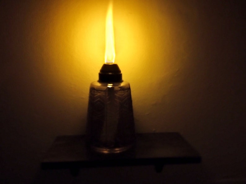 Lumina Colored Flame Liquid Fuel for Liquid Candles, Oil Lamps & Tiki