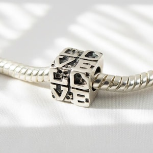 LOVE kubuskraal, sterlingzilveren armbandbedel | Bedel in Pandora-stijl, valentijnscadeau