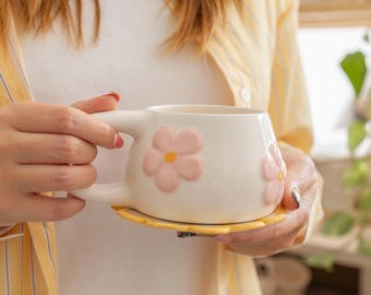 Blomma Mug – Handmade Ceramic Flower Cup (300 ml)