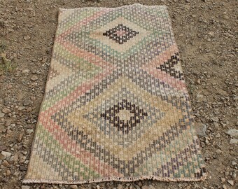 2x4 Pastel Vintage Rug, Small Turkish Rug, Handmade Boho Rug, Bedroom Rug, Living Room Rug, Entryway Rug, Home Decor 2.3x4.5 ft Antique Rug