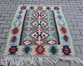 Green Turkish Kilim Rug: Wool Handmade Geometric Rug (3.6 x 5.2 ft)