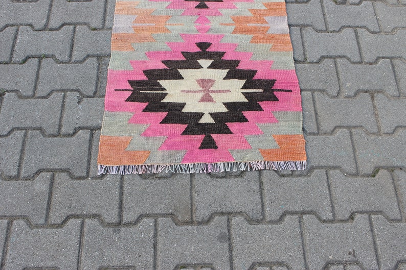 turkish kilim rug
small area rug
pink vintage rug
geometric kilim rug
colorful rug
unique rug
washable rug
pink kilim rug
antique rug
modern rug
small kilim rugs
2x3 ft rug
tribal rug