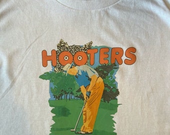 New HOOTERS Masters Week 1993 Vtg Hooters Golf Tee White T