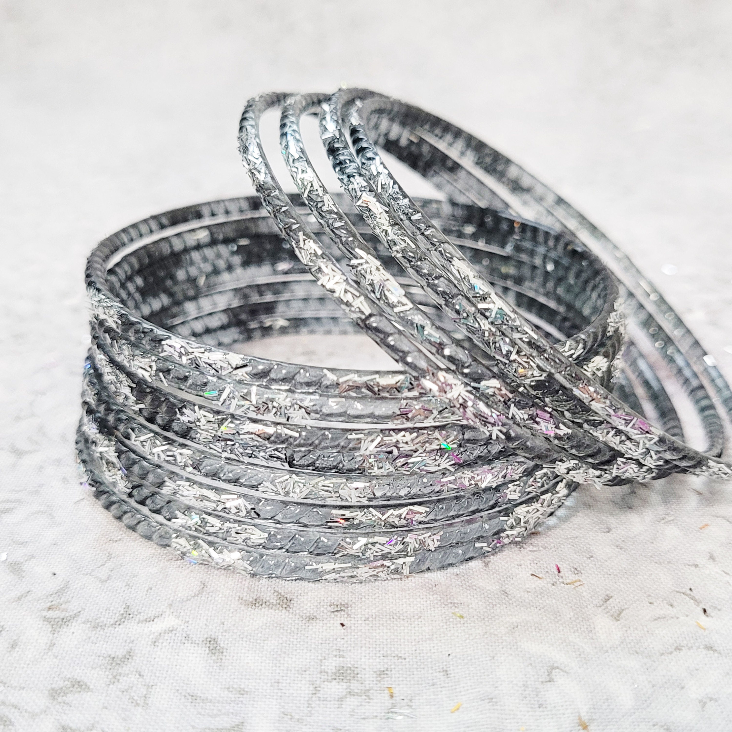 Size 2-10 ML - GLASS Bangles: Transparent Painted Base With Silver 