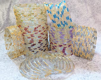 Maat 2-6 (klein): GLAZEN armbanden: doorzichtige microkralen en glitter aan de basis: Indiase armbandenset: t800