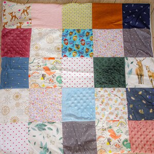 Couverture bébé / Couverture souvenir bébé patchwork / Couverture voeux de vêtements / sensoriel bébé / Cadeau de naissance image 5