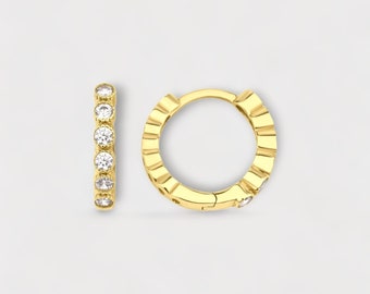 14k Gold Minimalist Hoop Earring, Dainty Gold Earring Jewelry, Gift for Her