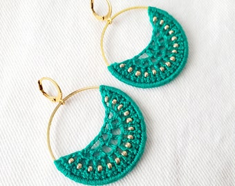 Grandes boucles d'oreilles en crochet - Créoles en crochet et perles- Boucles d'oreilles bohème-