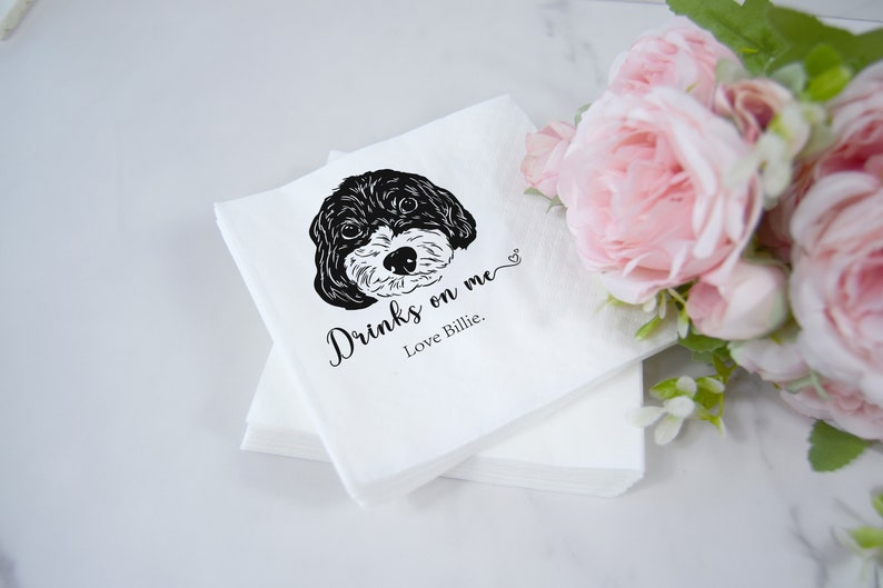 Serviettes de table personnalisées pour mariage de chien illustré Serviettes de table personnalisées pour mariage d'animal de compagnie Serviettes en papier personnalisées Serviettes de fiançailles personnalisées Serviettes de table personnalisées image 9