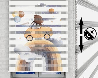 Anpassad regnbågsrullgardin: Moln- och vårdbjörnstema, babyrumsinredning