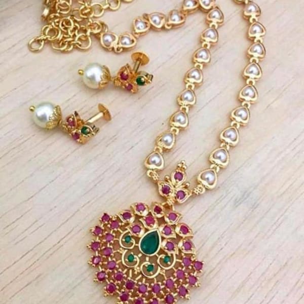 Gold Plated CZ Stone Southindian Temple Jewelry Set For women & Girls/ Indian Temple Necklace/ Southindian jewelry set/ Gold Green Necklace