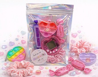 Pink Gaming Party Favor Bag – Tamagotchi, Scrunchie & Sweets
