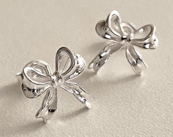 Pendientes de lazo de cinta: preciosos pendientes de plata de ley, regalo para ella, joyas para dama de honor, pendientes románticos y delicados / Cult Mystique