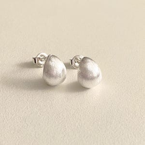 Droplet Matt Stud Earrings