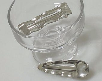 Organic Wave Silver Metal Hair Clip, Sculptural Textured Hair Accessory, Minimalist Wavy Hair Clip, Modern Barrettes for Everyday Wear