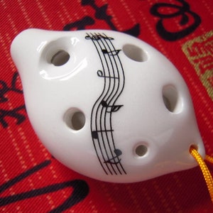Dexterous 6 Hole White Glaze W/music notes Ceramic Ocarina Soprano C Key. Easy to Carry and Learn, Good for Beginner & Great Gift.