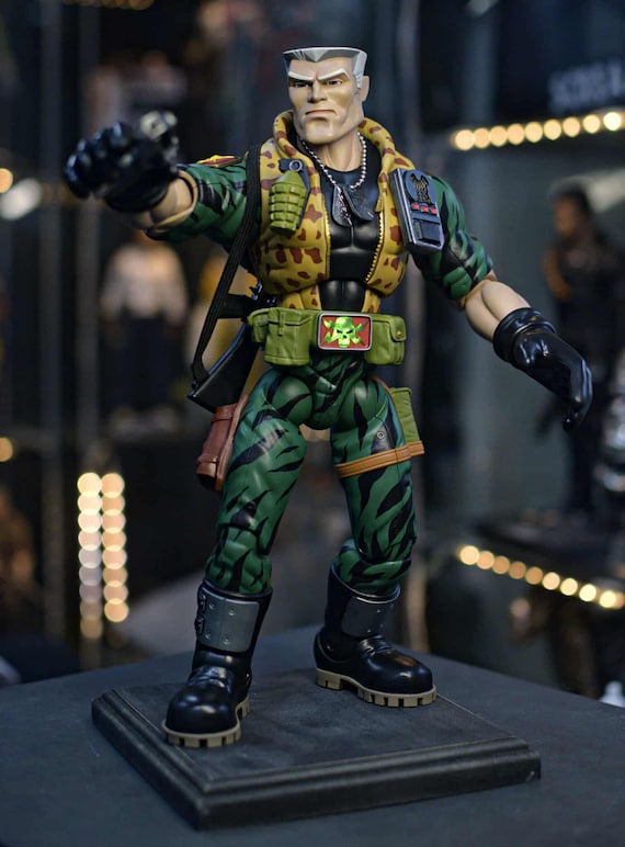 Small Soldiers - CHIP HAZARD - Hero Pose Statue - Etsy