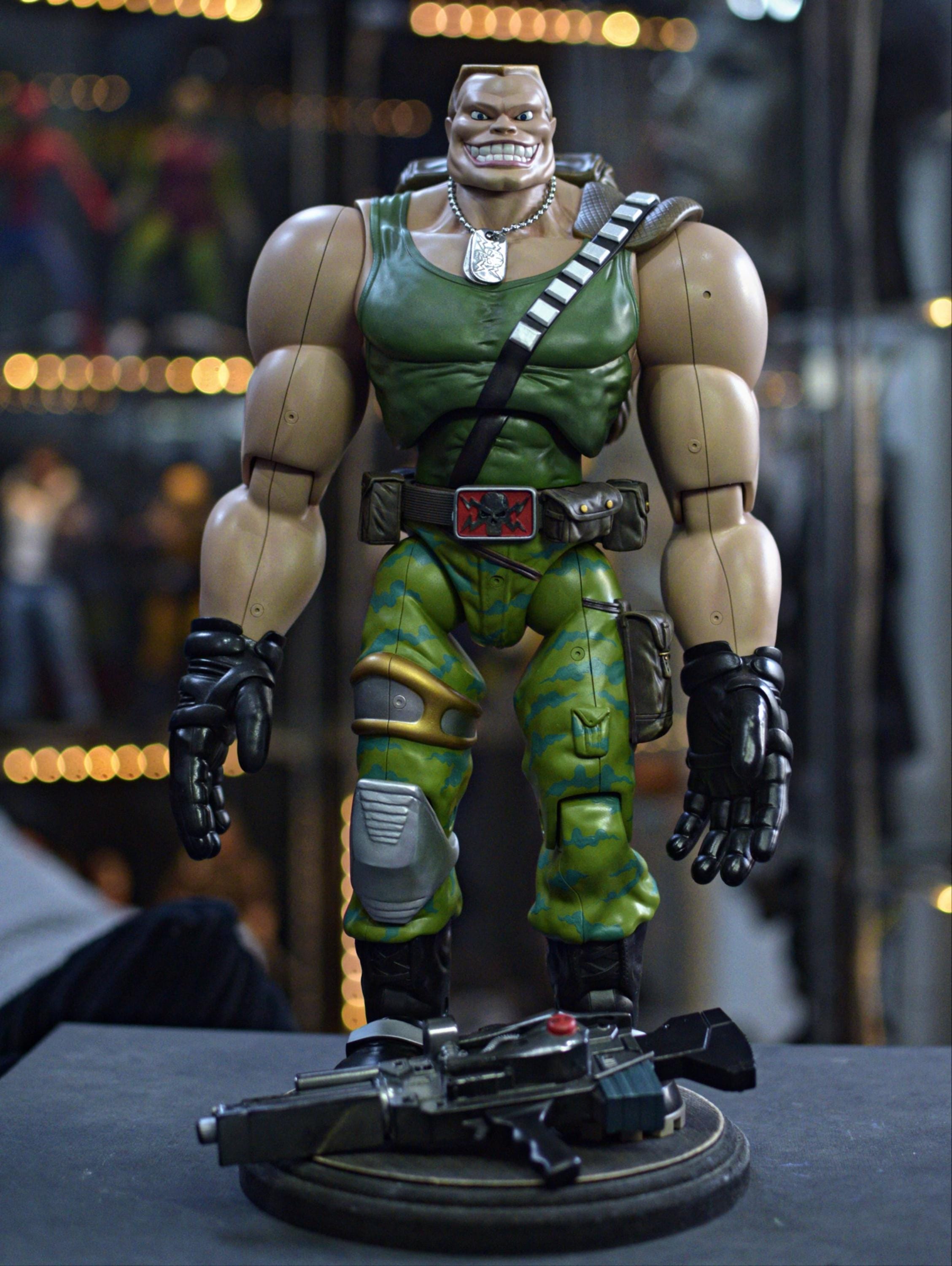 Small Soldiers - BRICK BAZOOKA - Box Pose Statue - Etsy