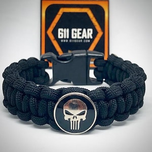The Punisher Skull Circle Concho Paracord Bracelet - single braid Black Paracord