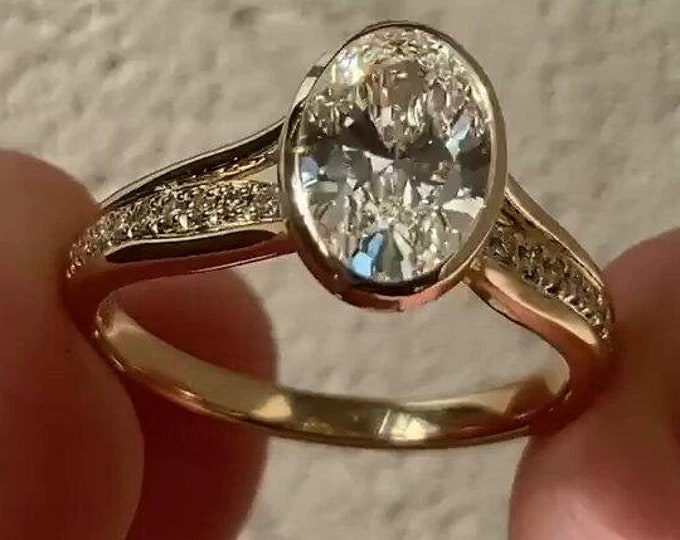 3 CT Oval Cut Bezel Set Moissanite Engagement Ring 14K Solid Gold Anniversary Ring Split Shank Solitaire Vintage Gift Ring For Women