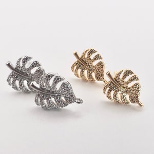 10 Stück- Einzigartige Monstera Blatt texturierte Ohrring Messing Ohrstecker, Edelstahl Nadel, 18K Gold / Rhodium Überzug, Schmuckherstellung