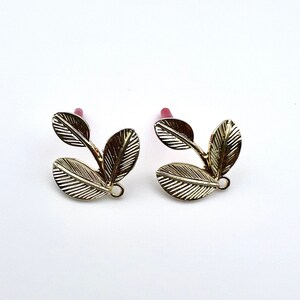 10pcs Bright Yellow Gold/ Rhodium tone earring post, Alloy Triple Leaf connector, Stainless Steel Needle, earring findings jewelry supply, image 4