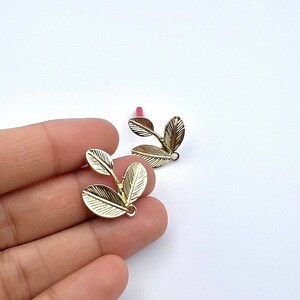 10pcs Bright Yellow Gold/ Rhodium tone earring post, Alloy Triple Leaf connector, Stainless Steel Needle, earring findings jewelry supply, Bright Yellow