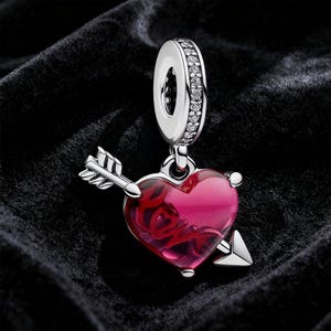 Pandora red heart - Etsy 日本