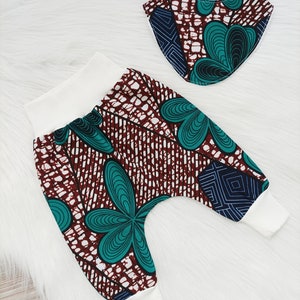 Set voor babysaroual + slabbetje - Originele AFRIKADEMSEN creatie - Zelfgemaakt - Afrikaanse wasstof - Lente zomerseizoen