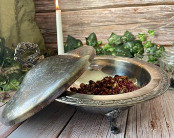 Vintage Silver Cauldron With Claw Feet And Lid. Food Safe Ornate Antique Witch Pot. Witchy Home Aesthetic Kitchen Pan. Witch's Cottage Decor