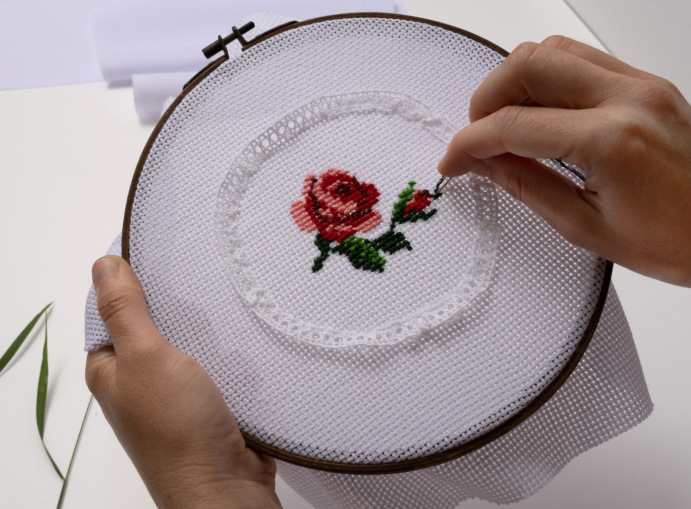 Zele Nava / 10 Count Aida Cloth / 100% Cotton 10 Count Cross