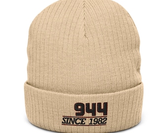 944 Ribbed Knit Beanie: Classic German Car Gift