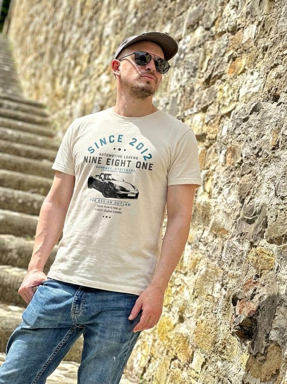 981 Vintage Car T-shirt: Automotive Legend Tee - Etsy