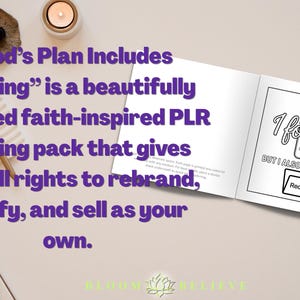 Puede incluir: Un paquete de colorear de inspiraci&oacute;n religiosa con el texto "God's Plan Includes Coloring". El libro abierto presenta un gr&aacute;fico de tel&eacute;fono con las palabras "I forgive but I also screenshot". Incluye una vela, un bol&iacute;grafo y objetos decorativos.