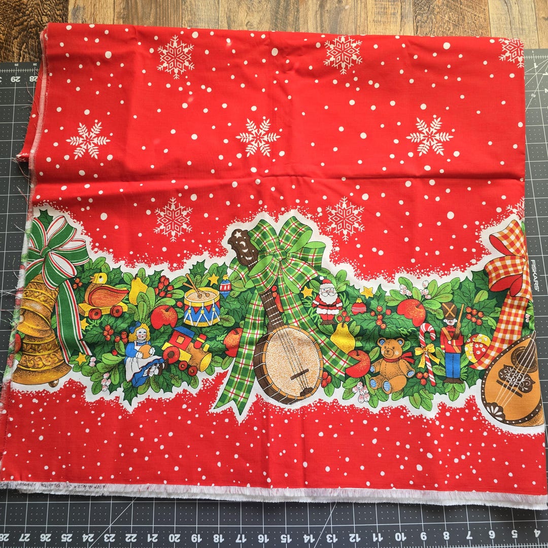 Vintage Christmas Border Print Fabric - Etsy