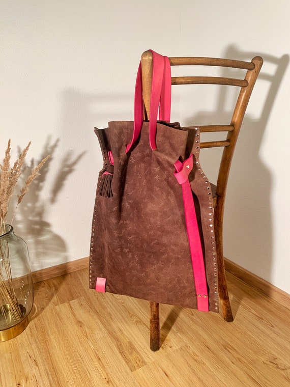 Ledertasche und Lederrucksack wandelbar, in Tasche, Handarbeit