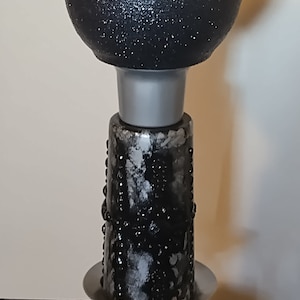 Candle holder