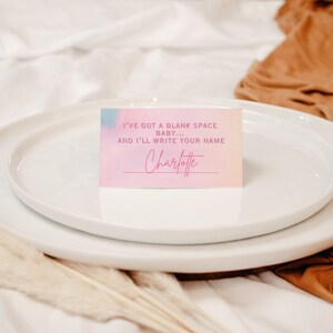 Tarjeta del lugar de la ducha nupcial del amante, tarjeta del lugar de la ducha de la boda, tarjeta del asiento de la ducha, ella encontró a su amante, ducha T Swift, PLANTILLA, 006