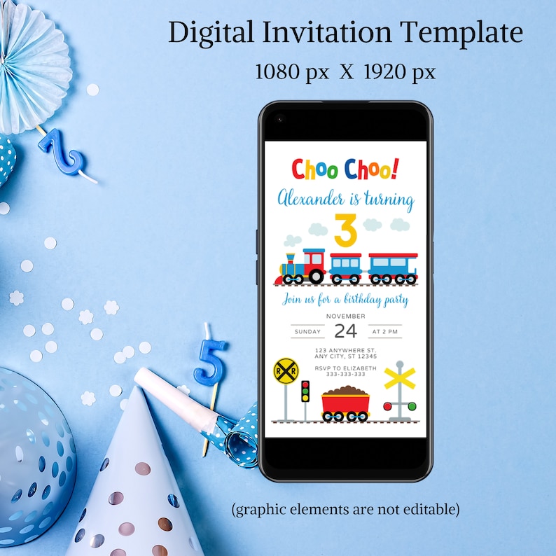 Pu&ograve; includere: Un modello di invito digitale visualizzato sullo schermo di uno smartphone. L'invito presenta un'illustrazione di un treno colorato con il testo "Choo Choo! Alexander compie 3 anni." Include dettagli della festa e informazioni RSVP.