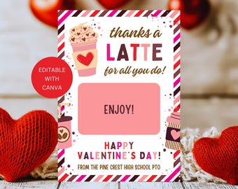 Op de afbeelding: Een roze en witte printbare Valentijnsdagkaart met een koffiekopje-afbeelding en de tekst "Thanks a Latte for all you do!" De kaart bevat ook de tekst "Happy Valentine's Day!" en "From the Pine Crest High School PTO".