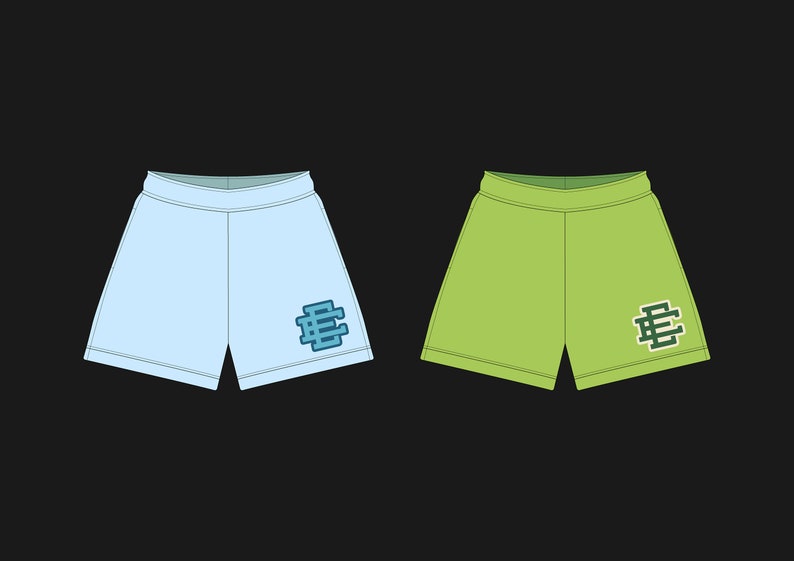Puede incluir: Dos pares de pantalones cortos deportivos, uno azul claro y otro verde, con un logotipo estilizado de la letra "E" en la pierna derecha.