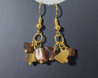 Dainty Brown Cat's Eye Chip Dangle Earrings, Minimalist Earrings, Hypoallergenic Earrings